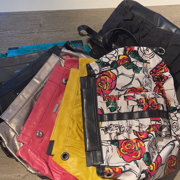 Miche bundle - one inside, two black handles, 7 shells and one small zipper bag - Picture 1 of 11